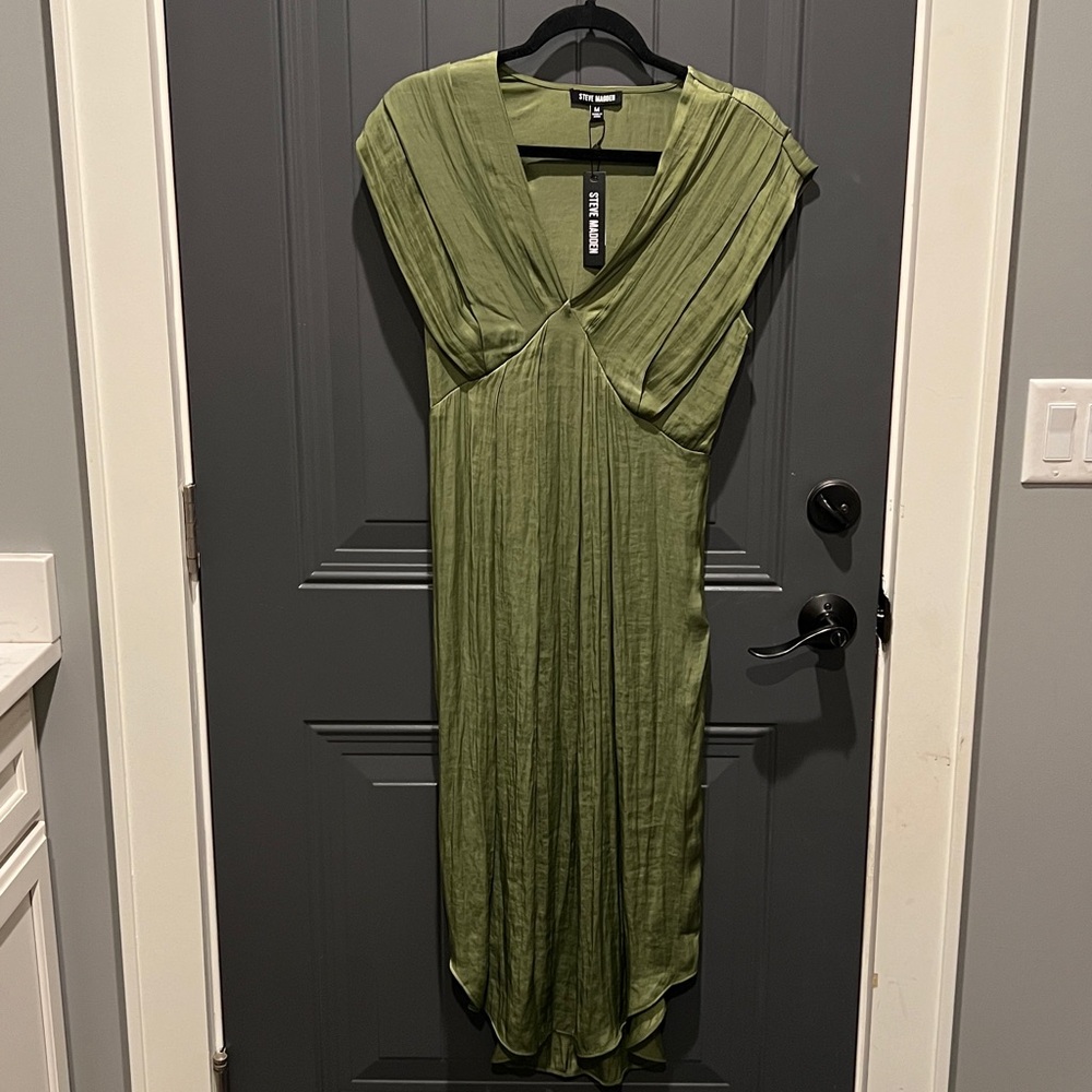 Steve Madden Green Sleeveless Midi Dress